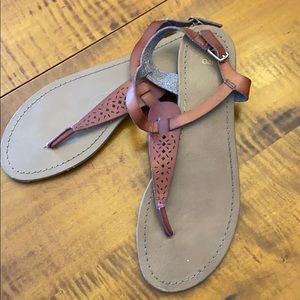 Gap, thong leather flat sandals, size 9